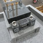 栃木県壬生町、壬生聖地公園 　当社で施工したおしゃれでモダンな洋型墓石をご紹介いたします。